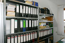Archivregal - ber 20 Jahre Material